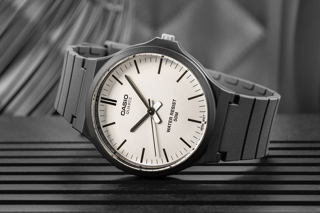 Zegarek Męski CASIO MW-240-7EVEF