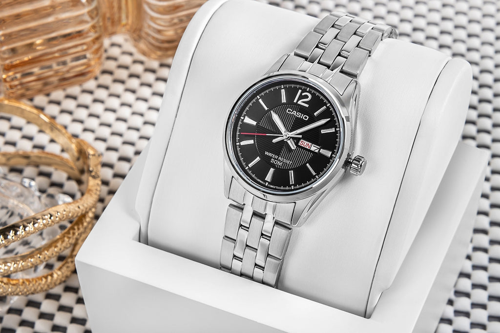 Zegarek Damski CASIO LTP-1335D-1AVDF
