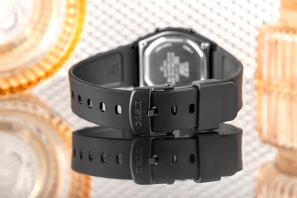 Zegarek Damski CASIO LW-204-1BEF Czarny Unisex