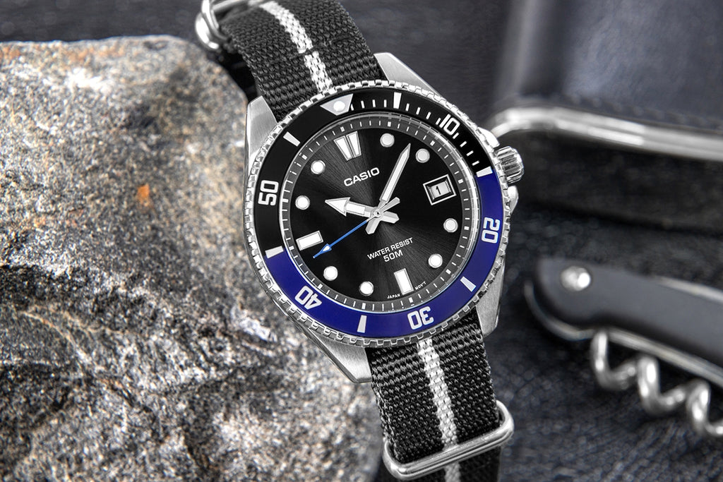 Zegarek Męski CASIO MDV-10C-1A2VEF