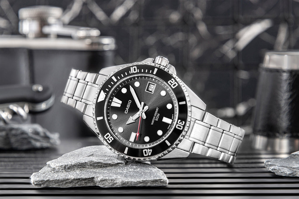 Zegarek Męski CASIO MDV-10D-1A1VEF