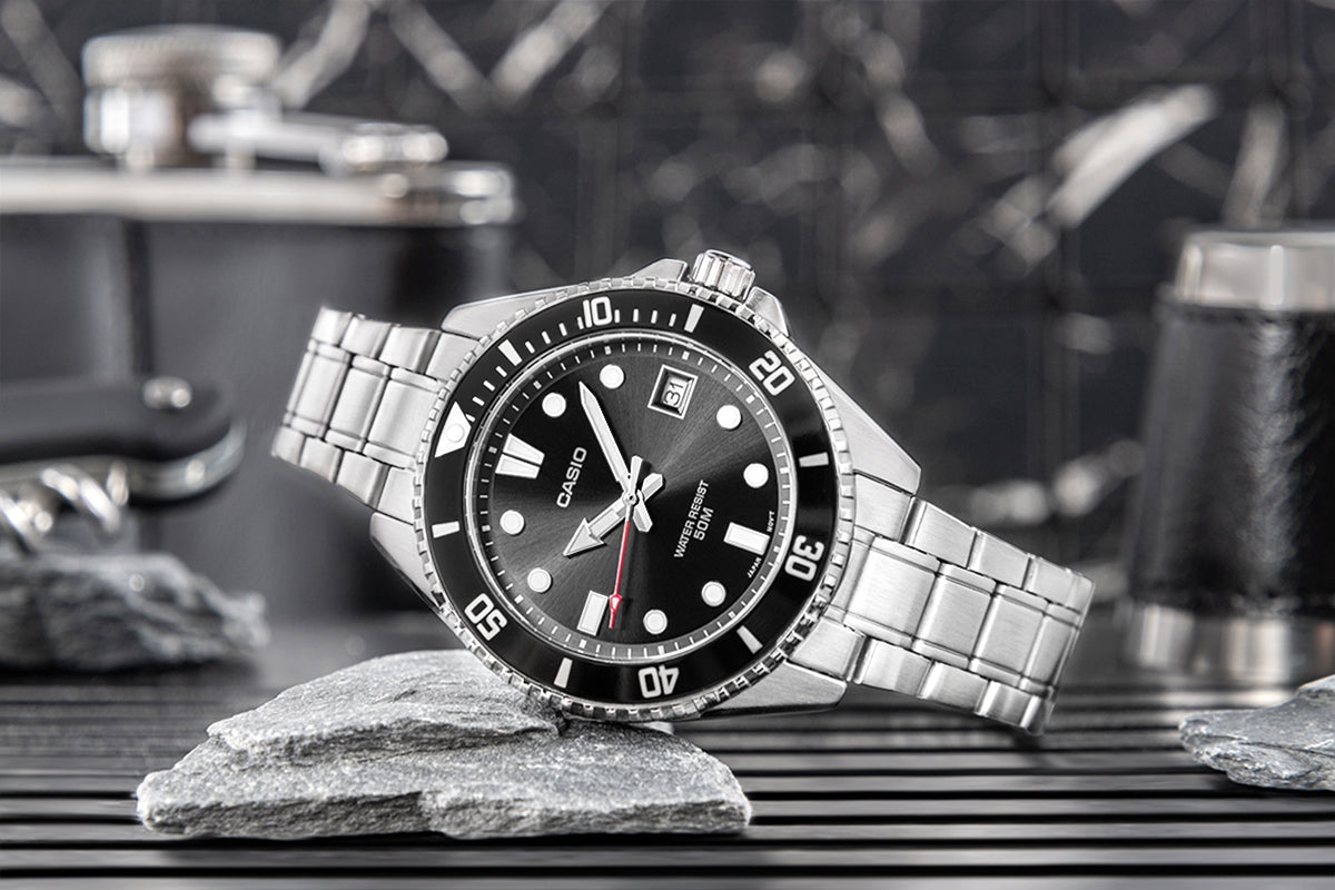 Zegarek Męski CASIO MDV-10D-1A1VEF