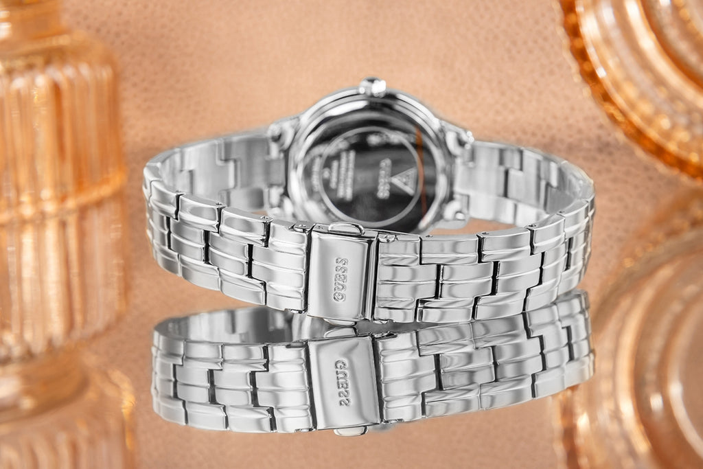 Zegarek Damski Guess Chelsea W1209L1