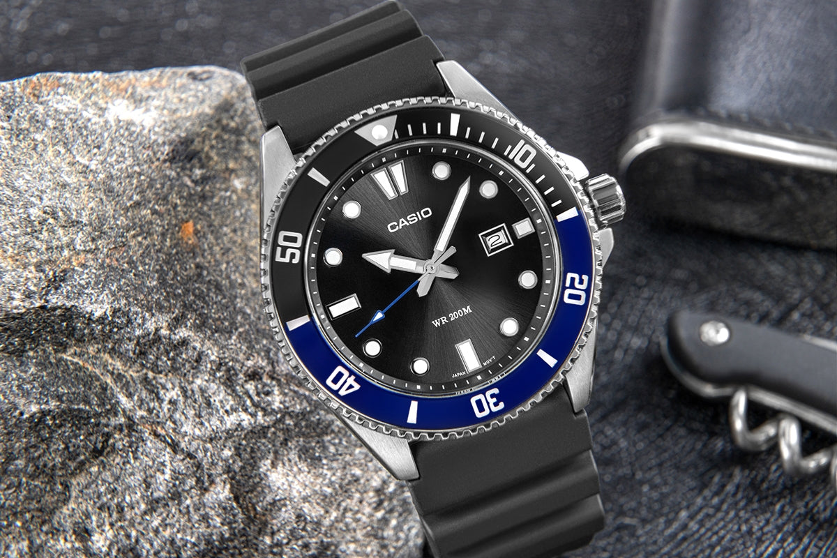 Zegarek Męski CASIO MDV-107-1A2VEF
