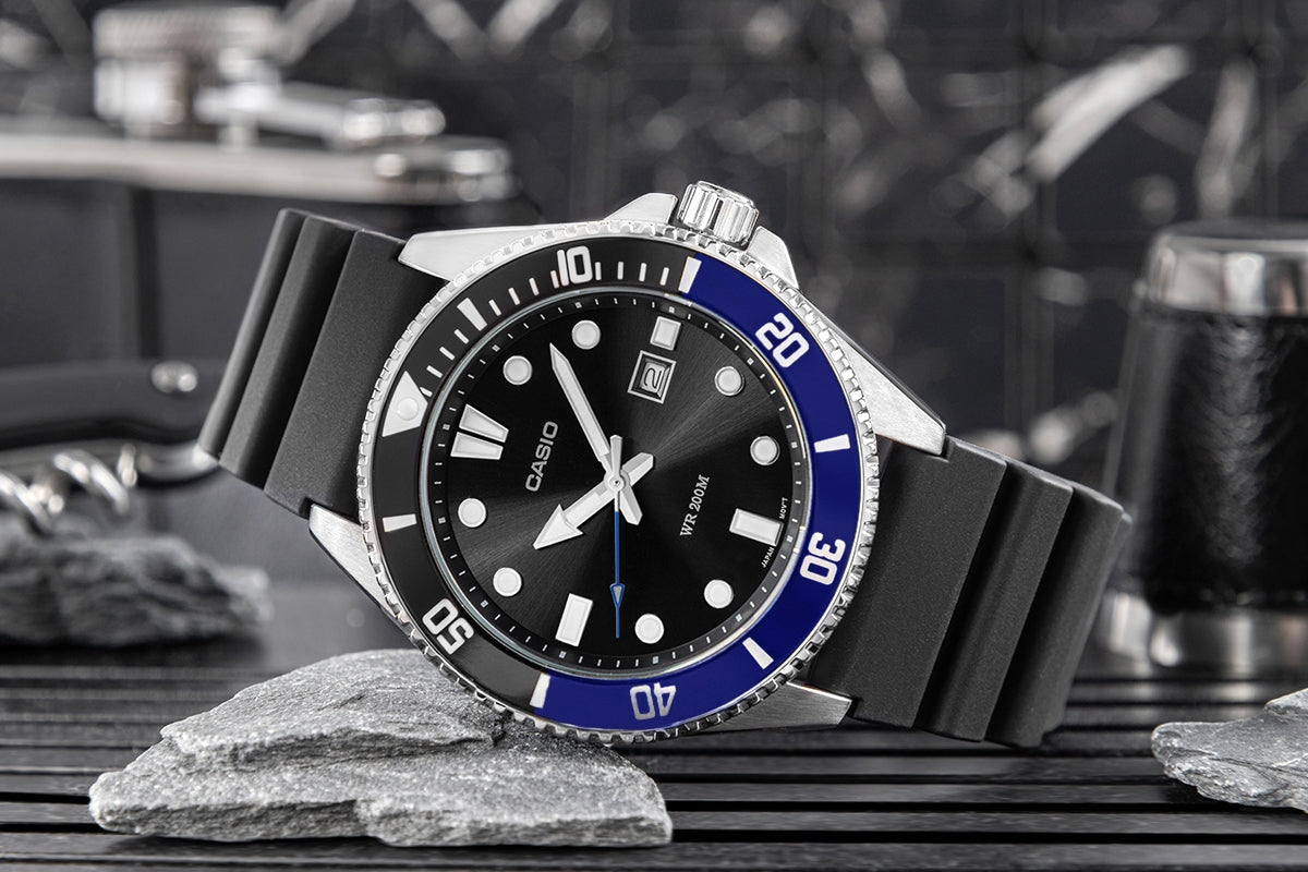 Zegarek Męski CASIO MDV-107-1A2VEF